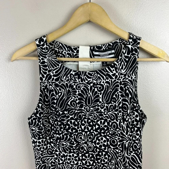 Banana Republic Marimekko Fit & Flare Dress Size 4 Black White Mod Work Event - Picture 6 of 11
